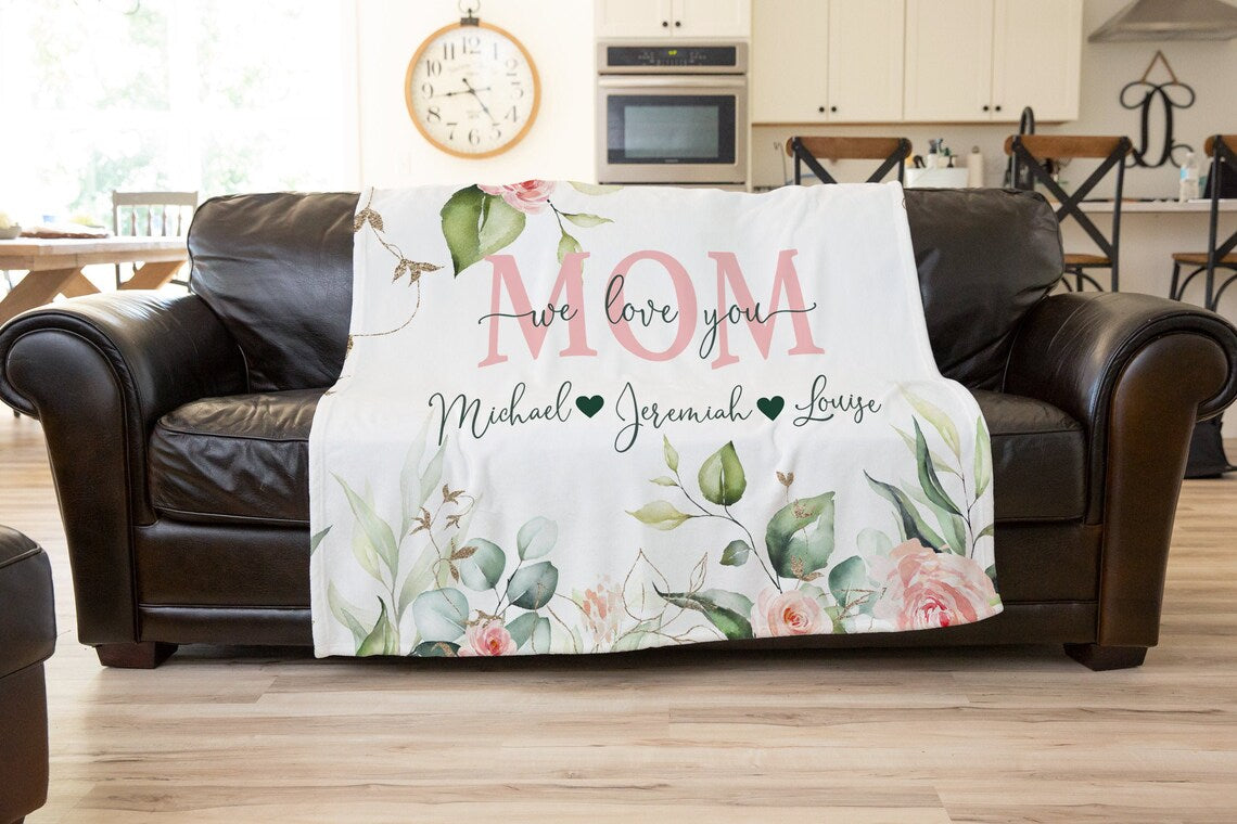 Personalized Flora Mom/Nana/Auntie We Love You Fmaily Blanket