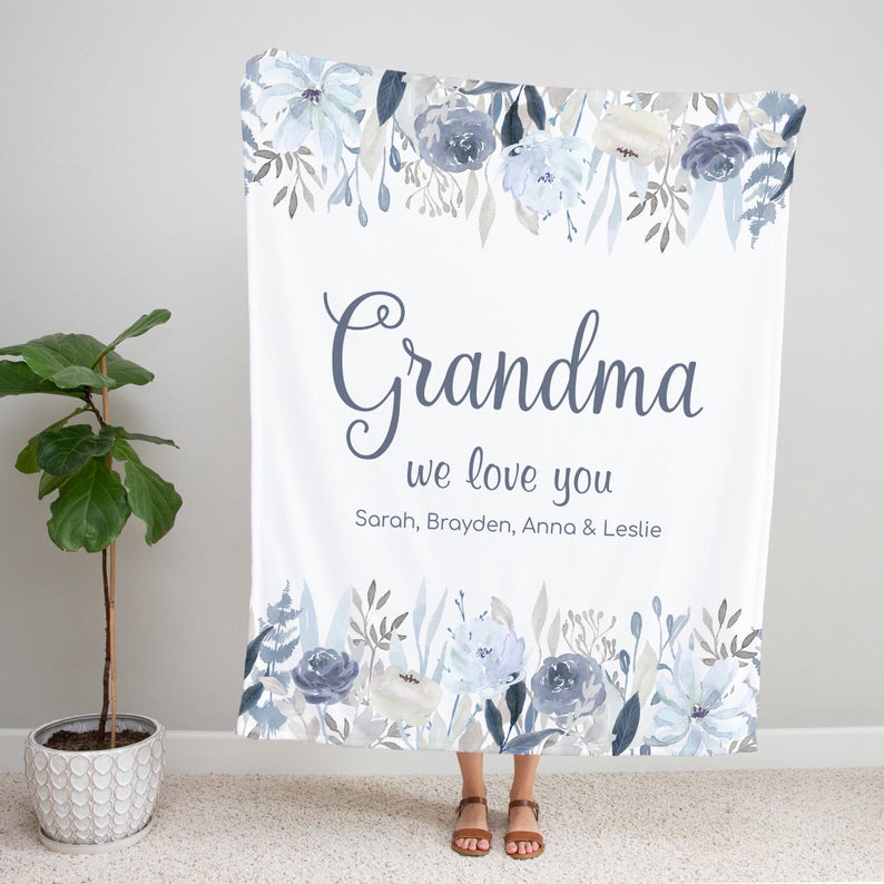 Personalized  Flora Mom/Nana/Auntie We Love You Blanket ｜110439